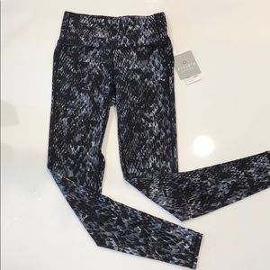 *NEW* Athleta high rise legging